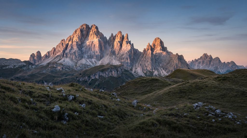 Dolomites pale peaks